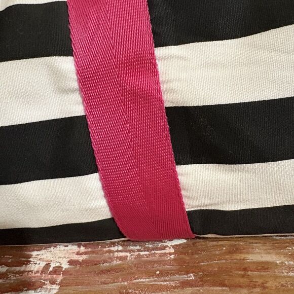 Y2K 2000s Victoria’s Secret Pink Duffle Bag Weekender Black White Stripe Strap - Picture 3 of 14